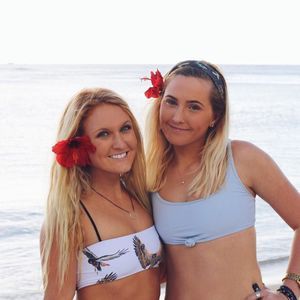 Meet your Posher, Ella